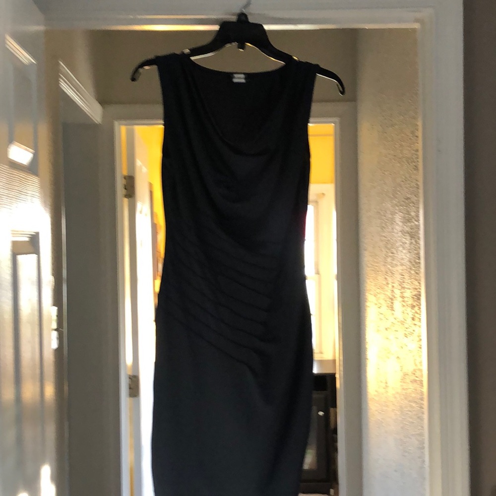 Venus - Beautiful Navy blue dress in great condition - Picture 4 of 7